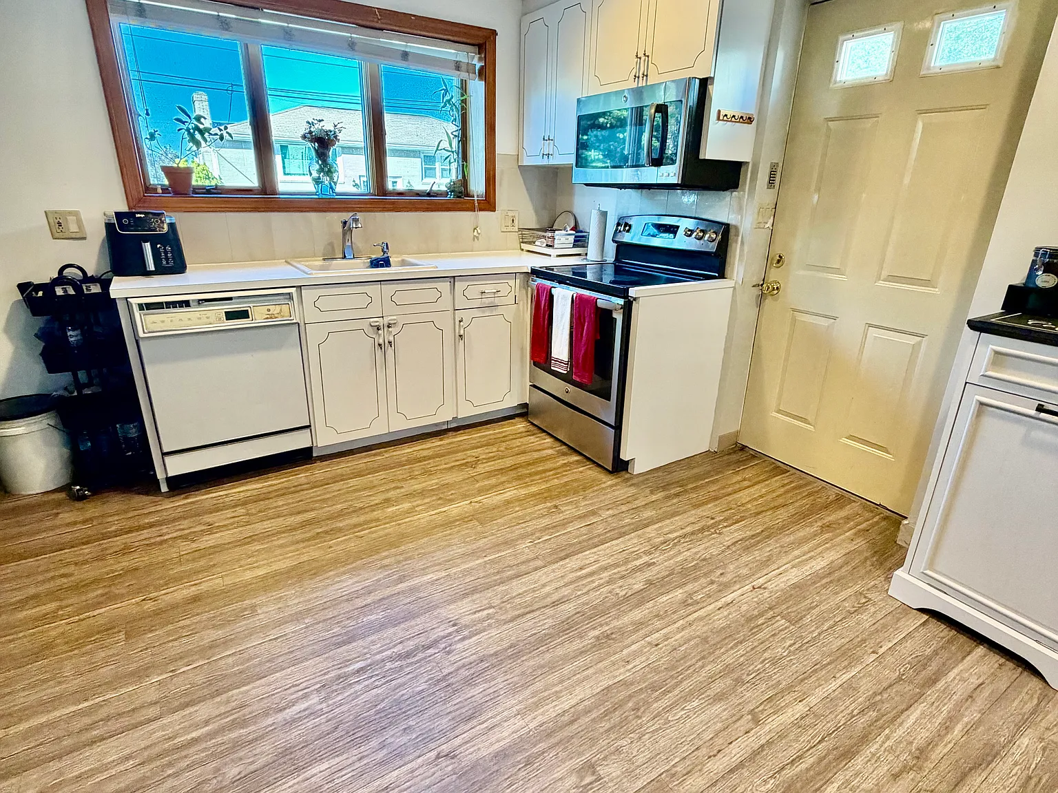 1 bed, 800 sqft, $2,500 — Photo 4