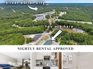 982 Indian Point Rd #304, Branson, MO 65616
