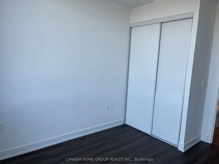 448 Burnhamthorpe Rd W #5801 — Photo 24