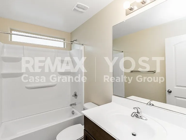803 W Jardin Dr — Photo 11
