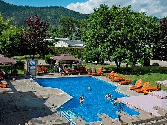 3rd image of 415 Commonwealth Rd #503