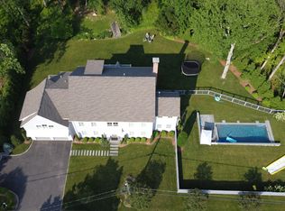 6 Burr Farms Rd, Westport, CT 06880