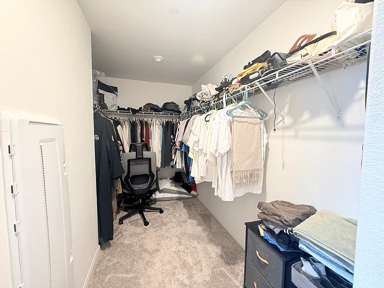 3925 E Carmel Privado — Photo 15
