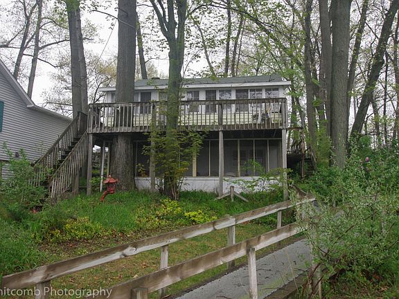 5th image of 2574 Seymour Dr