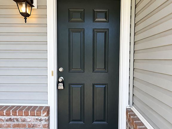 2nd image of 1141 Villa Clara Way