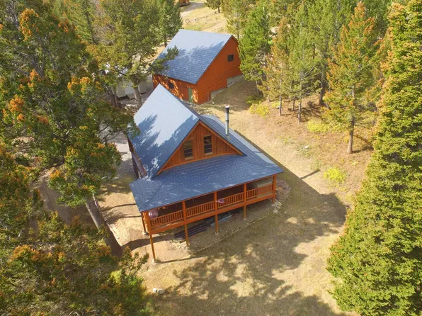 44 Porcupine Dr, Dubois, WY 82513