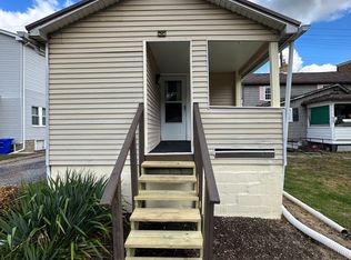 164 Main St, Imperial, PA 15126