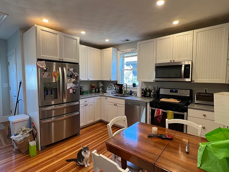 303 Highland Ave #3 — Photo 3