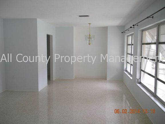 4th image of 14143 Hetrick Cir S