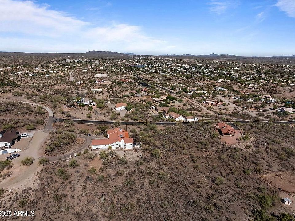 1st image of 969 S Saguaro Dr