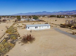 2290 E Kellogg Rd, Pahrump, NV 89061
