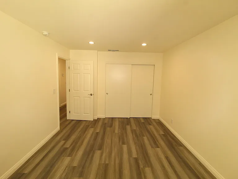577 Thoreau Ln — Photo 16
