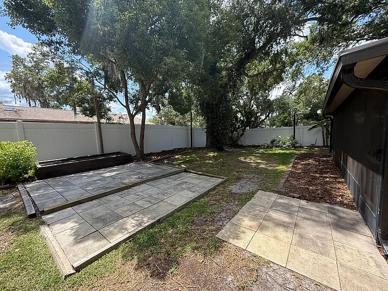 3636 Dame St — Photo 16