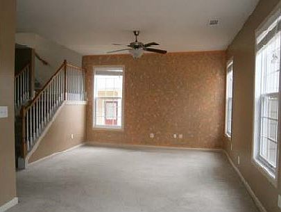 2nd image of 4571 Rainier Way NW