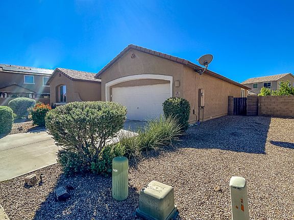2nd image of 8375 N Ponderosa Pine Pl