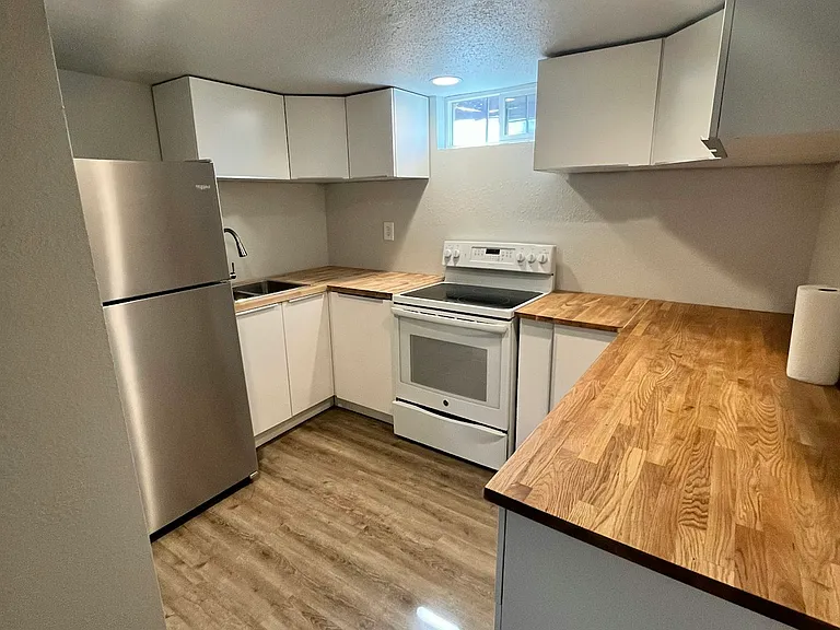 1987 Plumas St #2 — Photo 8