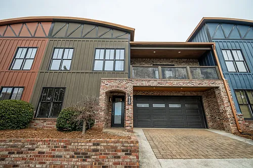 118 Ruth Dr Photo 1