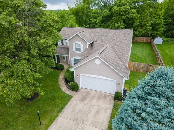 2465 Dewpoint Cir, Fairborn, OH 45324