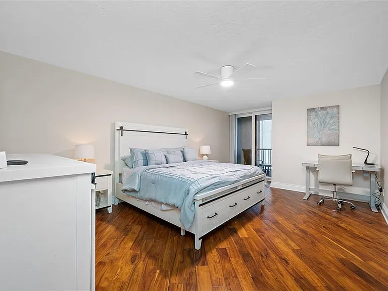 1600 Gulf Blvd #1016 — Photo 29