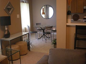 living room & breakfast nook