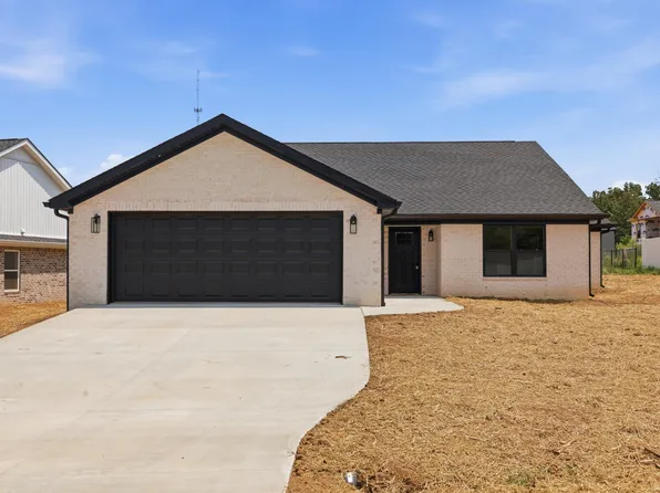 100 Clover Cres, Paducah, KY 42003