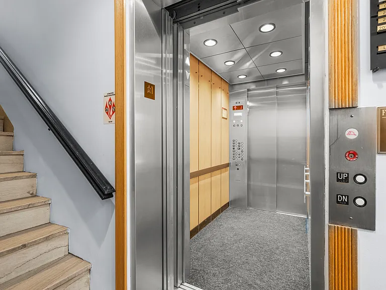 795 Elm St #401 — Photo 14