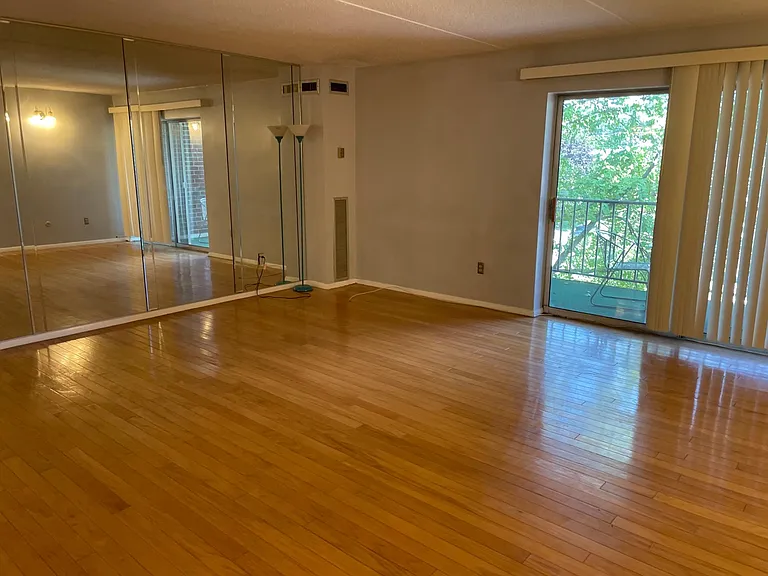 50 Broadlawn Park #410 — Photo 8