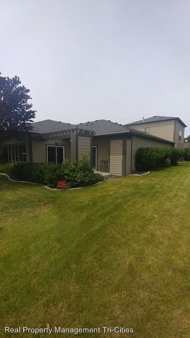 106 Windsor Ln photo 1