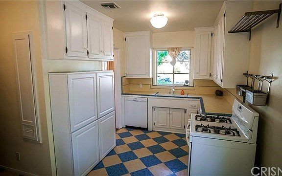 5th image of 6151 Costello Ave