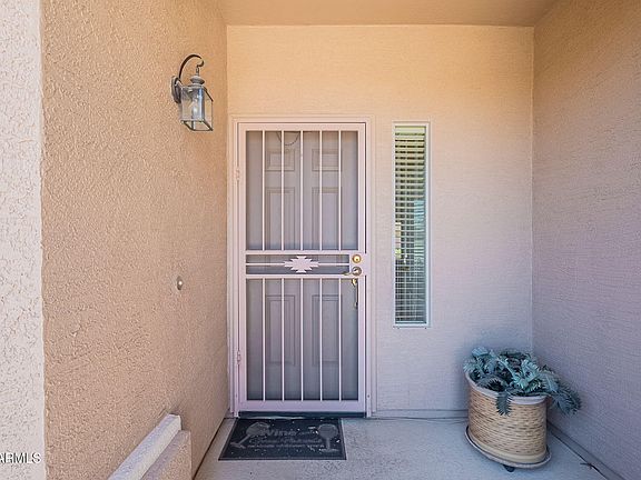 3rd image of 3045 E FIRESTONE Drive
