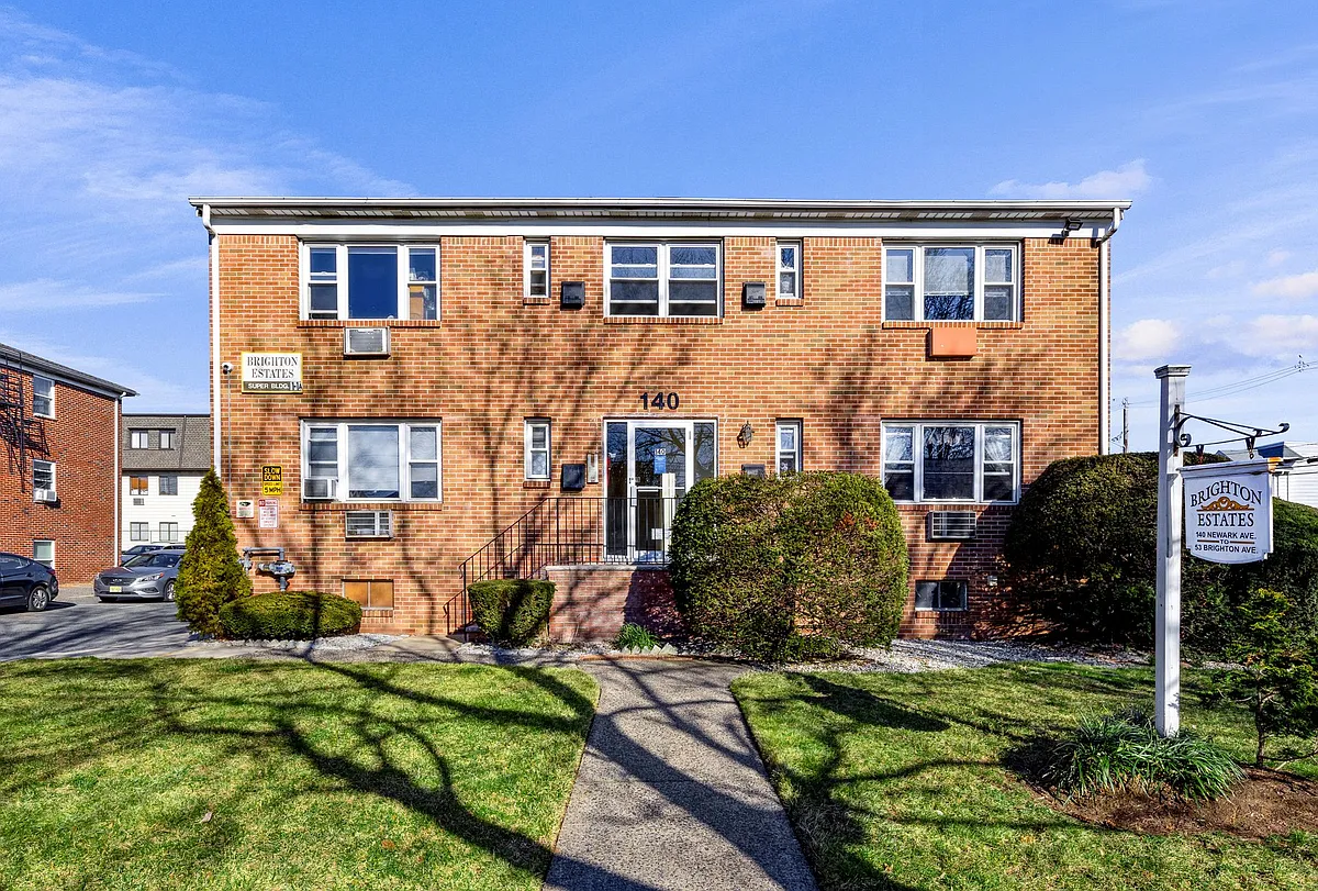 Building Photo - 1-53 Brighton Ave #140