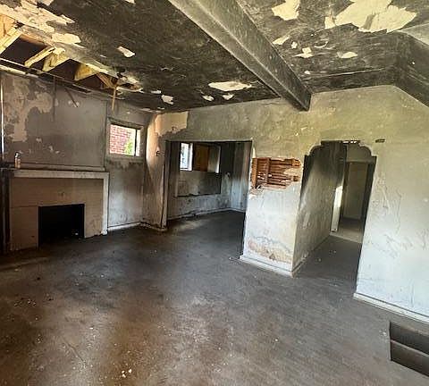 2nd image of 2918 N Euclid Ave