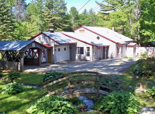 688 Notch Rd, Mendon, VT 05701