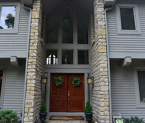 4th image of 1679 Lakewood Dr