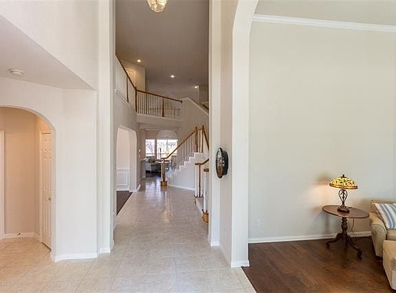 2nd image of 4117 Greenfield Dr