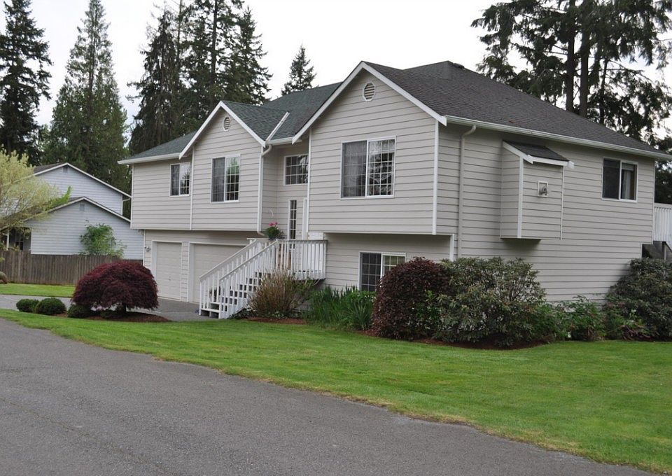 1st image of 9607 196th St SE