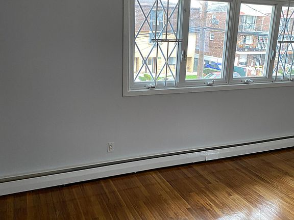 5th image of 15127 80th St Floor 2