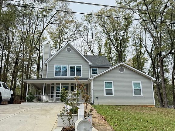 2nd image of 319 Ridgeway Dr