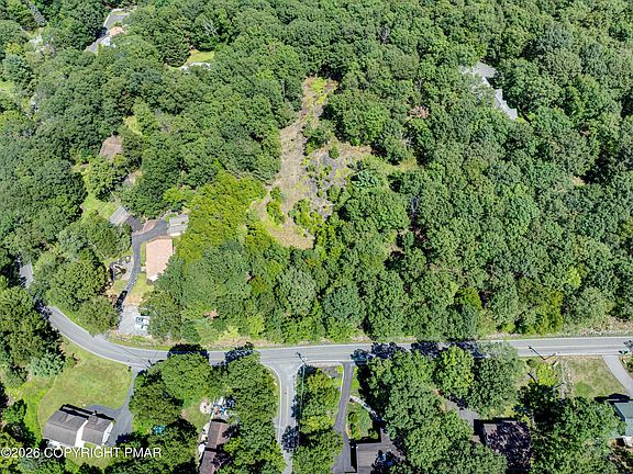 4th image of 64 Laurel Ct #64