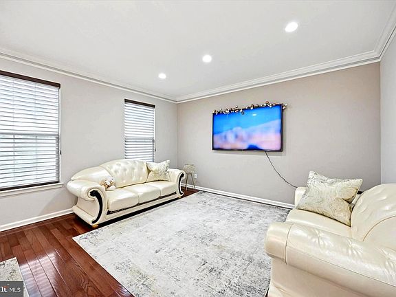 5th image of 58 Lilly Dr