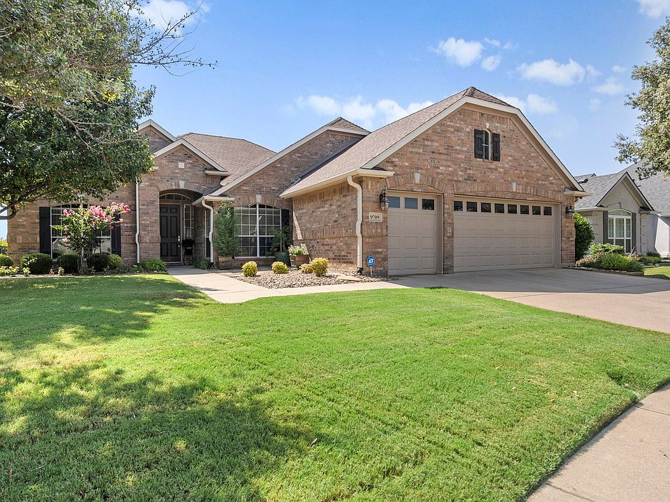 1st image of 9709 Grandview Dr