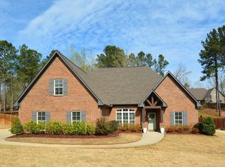 165 Willow Branch Ln, Chelsea, AL 35043