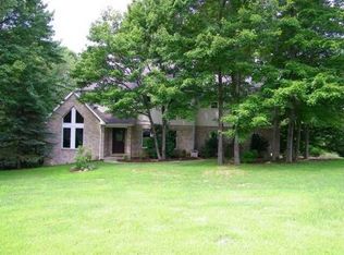 124 Hickory Dr, Sewickley, PA 15143