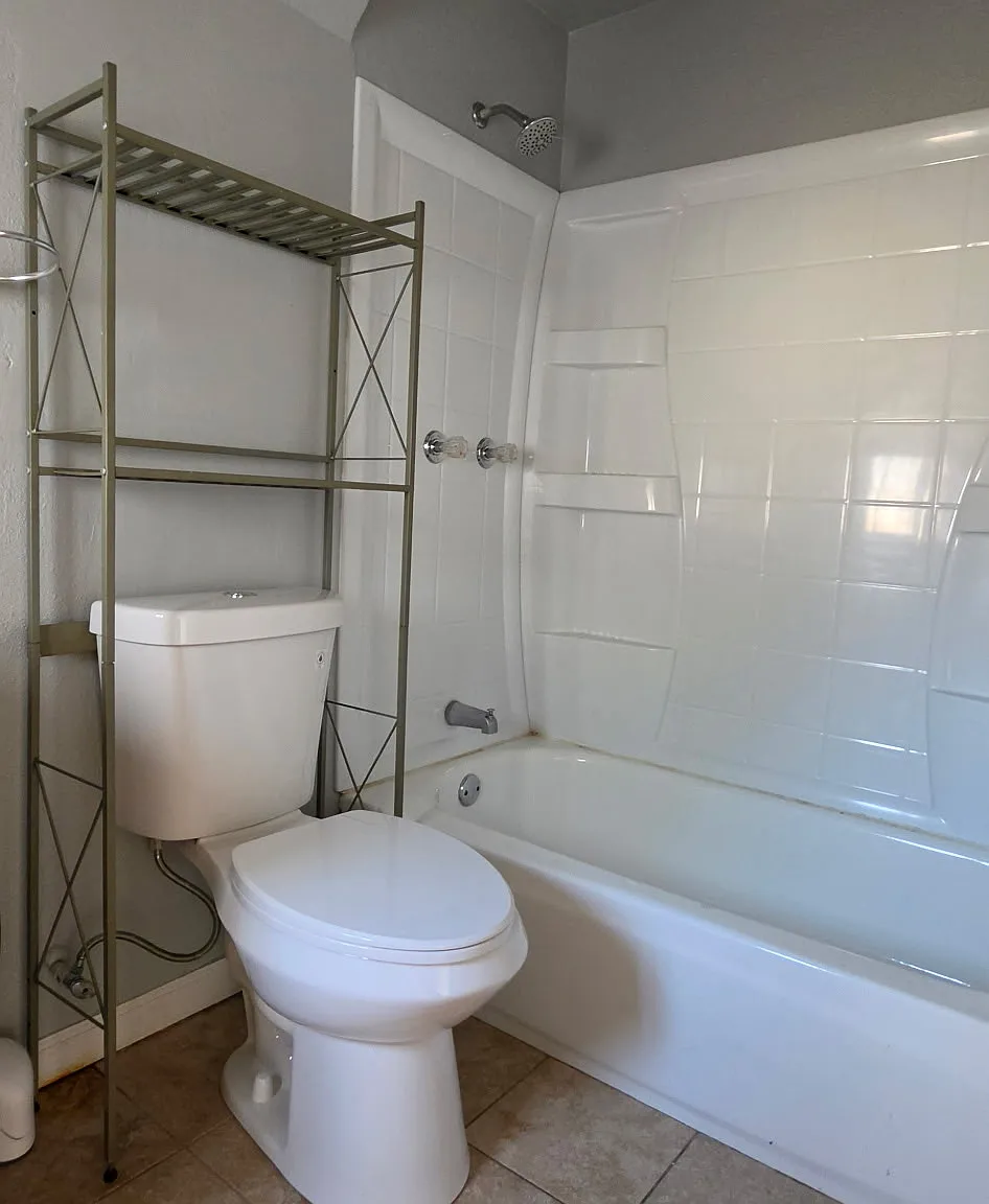 4 Benita Way — Photo 4