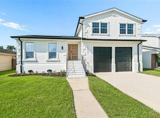 3832 Redbud Ln, Harvey, LA 70058