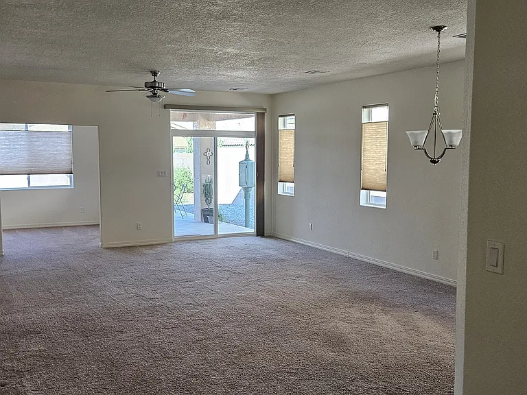 4070 Red River Rd SW — Photo 5