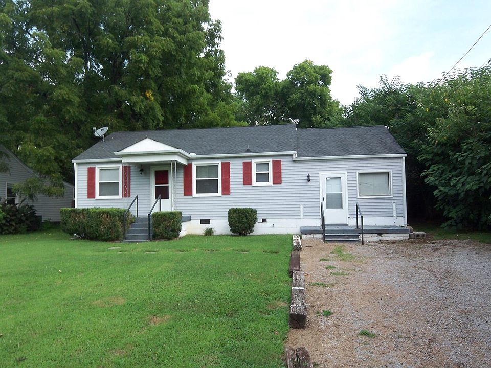 1st image of 2612 Crump Dr