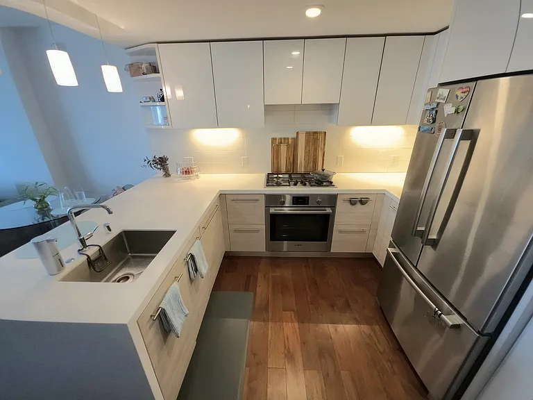 555 Fulton St #327 — Photo 3