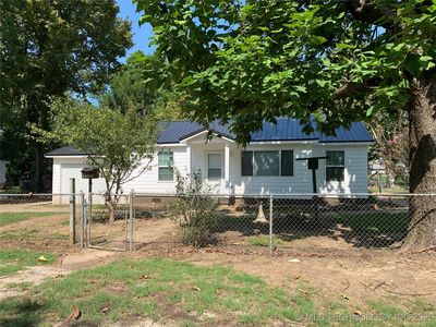 307 W Cherokee St, Gans, OK, 74936