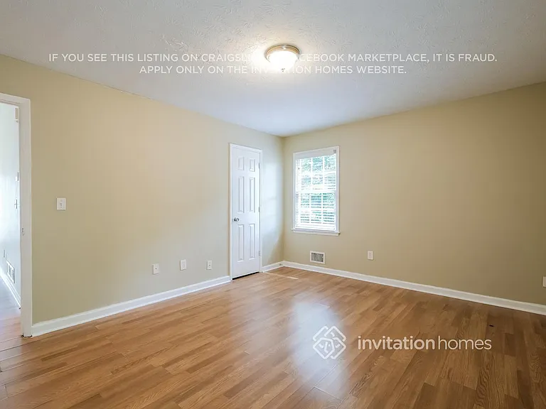 2711 Spring Ridge Cir — Photo 13
